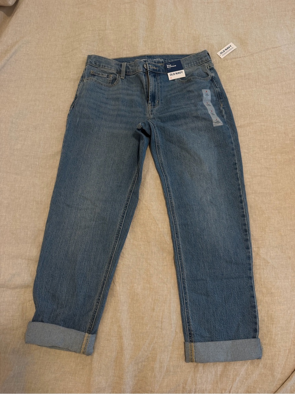 Old Navy mid rise WOW boyfriend ankle jeans